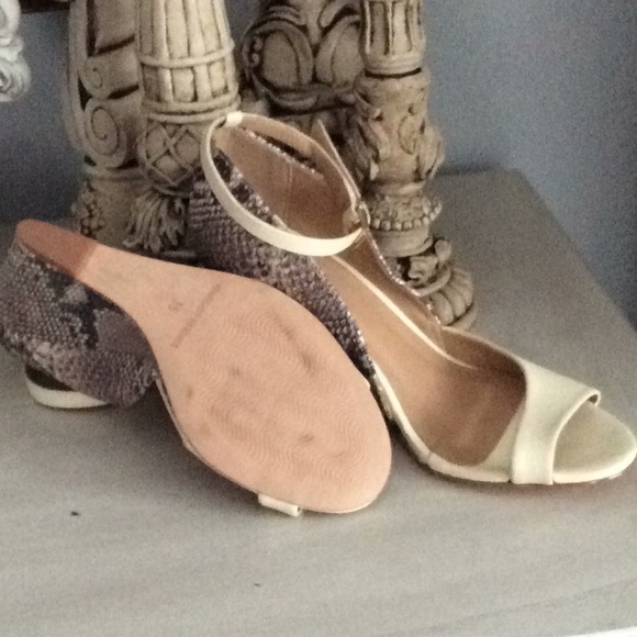 Shoes - Picture 3 of 3